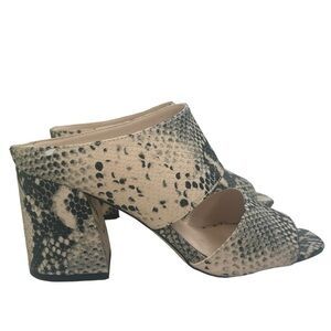 Madden Girl Candice Womens SZ 8.5 Snakeskin Block Heel Sandals Slip On Preppy